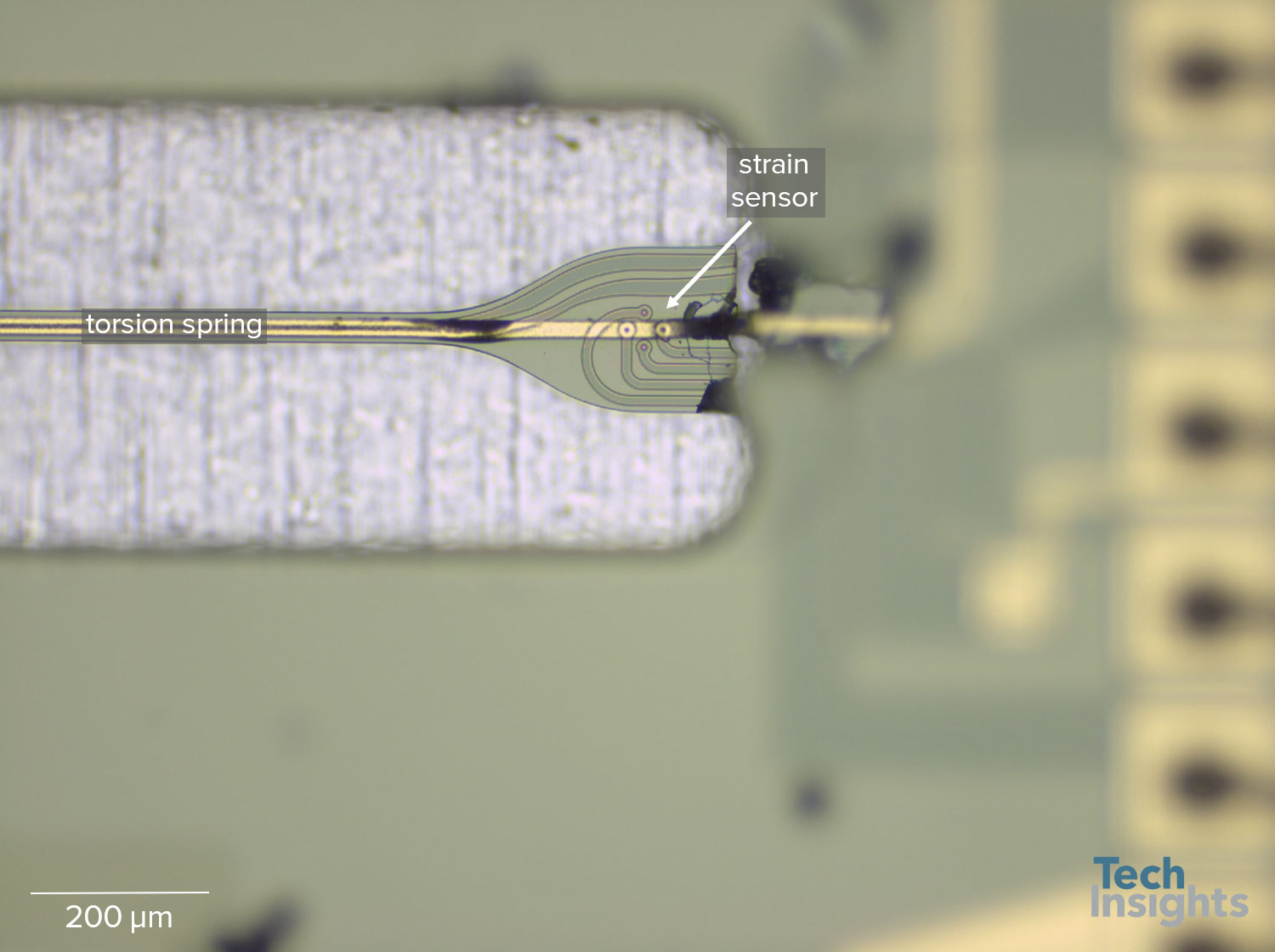 图7:意法半导体/MicroVision PM54A外部扭力弹簧和应变传感器细节